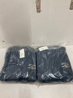Lot 451  
            Nottingham SR2 - Delivery Only 

                
2 X BDG JEANS BLUE FLEECE CRST MK UK SIZE: M ORIGINAL RRP: £49.00 EACH