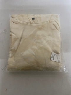 Lot 52  
            Nottingham SR2 - Delivery Only 

                
YOUR FAVOURITE WASHED UK SIZE: L ORIGINAL RRP: £118.00