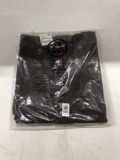 Lot 590  
            Nottingham SR2 - Delivery Only 

                
ASTORIA VEGAN MAXI UK SIZE SIZE : 6 ORIGINAL RRP : £188.00