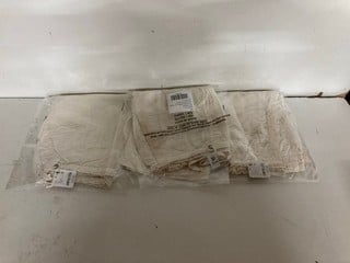 Lot 598  
            Nottingham SR2 - Delivery Only 

                
2 X PALMA BOARD SHORT UK SIZE : S ORIGINAL RRP : £68.00