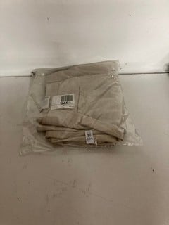 Lot 604  
            Nottingham SR2 - Delivery Only 

                
TEGAN WASHED BARREL TROUSER UK SIZE :8 ORIGINAL RRP : £118.00