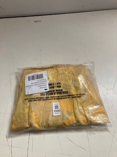 Lot 1000  
            Nottingham SR3 - Delivery Only 

                
DESERTED ISLAND MINI DRESS IN YELLOW MOTIF SIZE: XS ORIGINAL RRP:£118.00