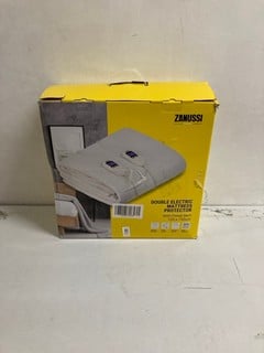 Lot 177  
            Nottingham SR3 - Delivery Only 

                
ZANUSSI DOUBLE ELECTRIC MATTRESS PROTECTOR