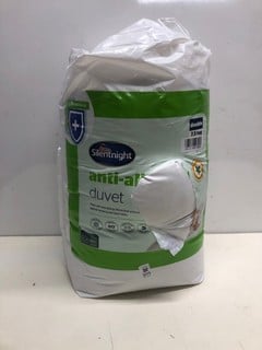 Lot 205  
            Nottingham SR3 - Delivery Only 

                
SILENT NIGHT ANTI ALLERGY DOUBLE DUVET