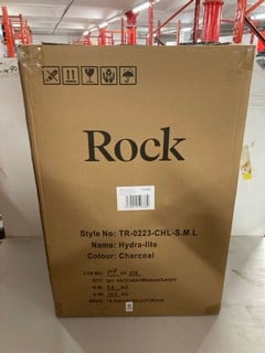 Lot 242  
            Nottingham SR3 - Delivery Only 

                
ROCK 3 PIECE HYDRA LITE SUITCASE SET (CHARCOAL)