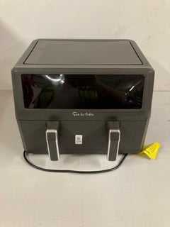 Lot 254  
            Nottingham SR3 - Delivery Only 

                
SUR LA TABLE DOUBLE BASKET AIR FRYER 10.5L