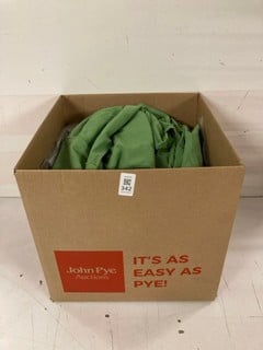 Lot 342  
            Nottingham SR3 - Delivery Only 

                
BOX OF PREMIUM DESIGNER CLOTHING IN VARIOUS STYLES AND SIZES