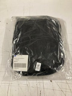 Lot 457  
            Nottingham SR3 - Delivery Only 

                
WILLOW CARDI IN BLACK SIZE: M ORIGINAL RRP:£140