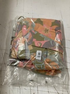 Lot 481  
            Nottingham SR3 - Delivery Only 

                
DESERTED ISLAND MINI DRESS ORIGINAL RRP:£118
