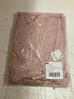 Lot 505  
            Nottingham SR3 - Delivery Only 

                
LALA LACE MINI DRESS IN PINK SIZE: L ORIGINAL RRP:£118