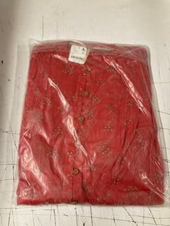 Lot 622  
            Nottingham SR3 - Delivery Only 

                
BELLA MAE MIDI DRESS IN RED SIZE: S ORIGINAL RRP:£140