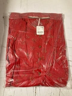Lot 626  
            Nottingham SR3 - Delivery Only 

                
BELLA MAE MIDI DRESS IN RED SIZE: M ORIGINAL RRP:£140