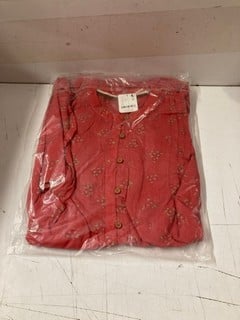 Lot 629  
            Nottingham SR3 - Delivery Only 

                
BELLA MAE MIDI DRESS IN RED SIZE: XS ORIGINAL RRP:£140