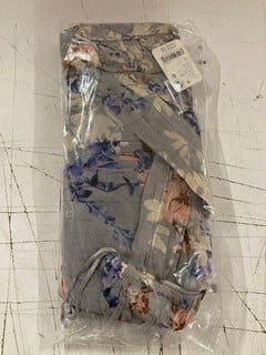 Lot 639  
            Nottingham SR3 - Delivery Only 

                
MARNEY MINI DRESS SIZE:XS ORIGINAL RRP:£140