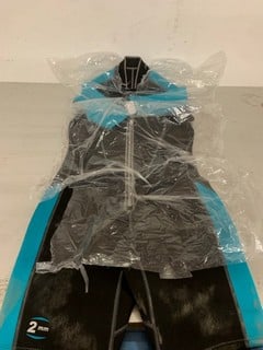 Lot 772  
            Nottingham SR3 - Delivery Only 

                
AQUA CRESSI SWIMSUIT SIZE: M