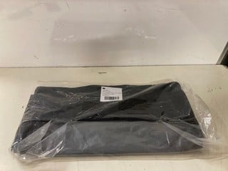Lot 840  
            Nottingham SR3 - Delivery Only 

                
PHOEBE PULLOVER IN BLACK SIZE: S ORIGINAL RRP:£158