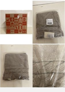 Lot 907  
            Nottingham SR3 - Delivery Only 

                
BOX OF COASTLINE CABLE SCARFS ORIGINAL RRP:£40.00 EACH