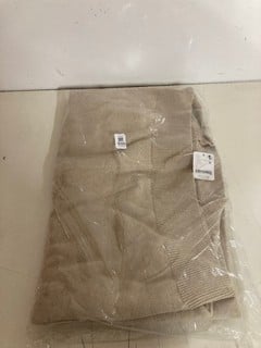 Lot 935  
            Nottingham SR3 - Delivery Only 

                
SOLAR SWEATER SET IN NEUTR SIZE: S ORIGINAL RRP:£118.00