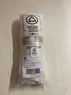 Lot 945  
            Nottingham SR3 - Delivery Only 

                
TWICE AS NICE MAXI DRESS IN IVORY SIZE: L ORIGINAL RRP:£118.00