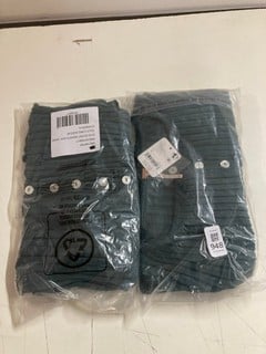 Lot 948  
            Nottingham SR3 - Delivery Only 

                
2 X TILLY LONG SLEEVE DRESS IN GREEN SIZE: S ORIGINAL RRP:£58.00 EACH