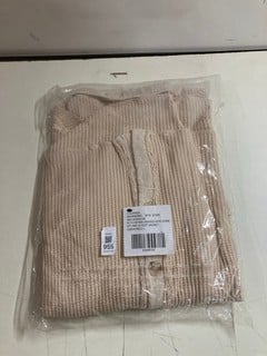 Lot 955  
            Nottingham SR3 - Delivery Only 

                
ONE SCOUT JACKET IN SAND SIZE: L ORIGINAL RRP:£118.00