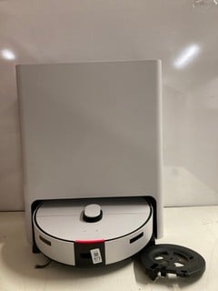 Lot 973  
            Nottingham SR3 - Delivery Only 

                
SAMSUNG SELF CLEANING ROBOT VACUUM CLEANER