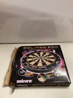 Lot 992  
            Nottingham SR3 - Delivery Only 

                
UNICORN ECLIPSE PRO DART BOARD