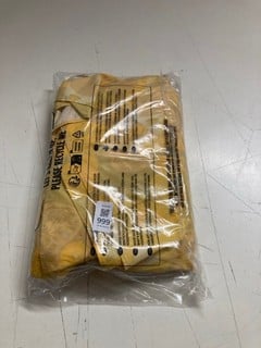 Lot 999  
            Nottingham SR3 - Delivery Only 

                
DESERTED ISLAND MINI DRESS IN YELLOW MOTIF SIZE: XS ORIGINAL RRP:£118.00