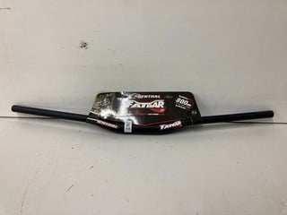 Lot 158  
            Nottingham SR4 - Delivery Or Collection 

                
FATBAR 35 20MM CLAMP ALUMINIUM HANDLEBAR 800MM BLACK ORIGINAL RRP £95.95