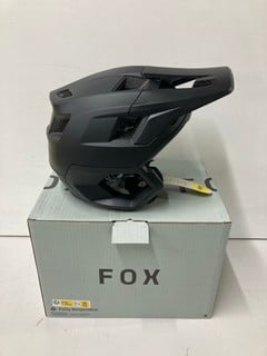 Lot 177  
            Nottingham SR4 - Delivery Or Collection 
                
FOX DROPFRAME MOUNTAINBIKE HELMET SOLID BLACK XL ORIGINAL RRP £189.99