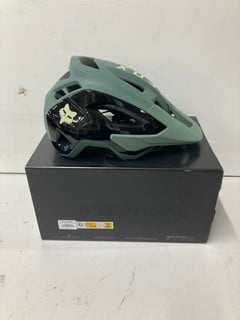 Lot 195  
            Nottingham SR4 - Delivery Or Collection 
                
FOX SPEEDFRAME PRO HELMET OLIVE CAMO M ORIGINAL RRP £169.99