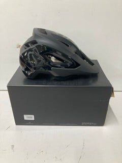 Lot 196  
            Nottingham SR4 - Delivery Or Collection 
                
FOX SPEEDFRAME PRO HELMET BLACK S ORIGINAL RRP £149.99