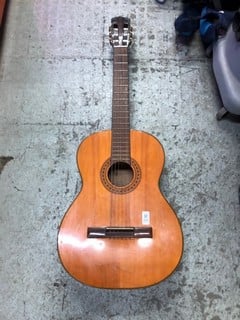 Lot 293  
            Nottingham SR4 - Delivery Or Collection 

                
SIX STRING ACOUSTIC GUITAR WOOD EFFECT (MPSS3313143)