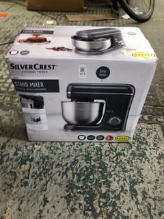 Lot 303  
            Nottingham SR4 - Delivery Or Collection 
                
SILVER CREST KITCHEN TOOL BASIC STAND MIXER (EBAP 258)