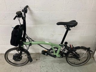 Lot 30  
            Nottingham SR4 - Collection Only 
                
BROMPTON C-LINE M6L FOLDING ELECTRIC BICYCLE ORIGINAL RRP £3,060 (NO BATTERY, NO ...