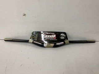 Lot 49  
            Nottingham SR4 - Delivery Or Collection 

                
FATBAR CARBON HANDLEBARS 35MM CLAMP ORIGINAL RRP £173.95