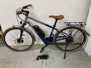 Lot 7  
            Nottingham SR4 - Collection Only 
                
RALEIGH ARRAY ELECTRIC BICYCLE (M) ORIGINAL RRP £1,199 (WITH KEYS, WITH BATTERY, ...