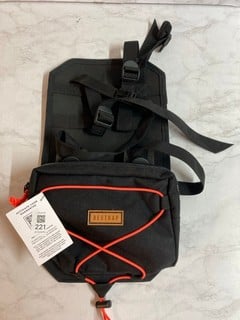 Lot 221  
            Nottingham SR5 - Delivery Only 

                
RESTRAP BAR BAG SMALL (BLACK) 14L RRP: £109.99