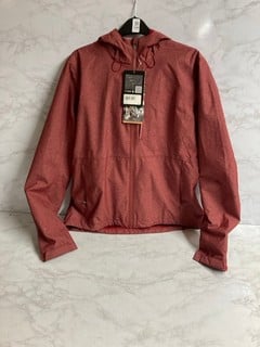 Lot 286  
            Nottingham SR5 - Delivery Only 
                
ENDURA WOMEN'S HUMVEE WATERPROOF HOODIE SIZE: XL RRP: £99.99