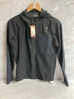 Lot 287  
            Nottingham SR5 - Delivery Only 
                
SPECIALIZED TRAIL SWAT JKT BLK SIZE: L RRP: £110