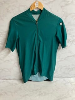 Lot 303  
            Nottingham SR5 - Delivery Only 

                
ASSOS MILLE GT JERSEY S11 - GRN SIZE: XL RRP: £115