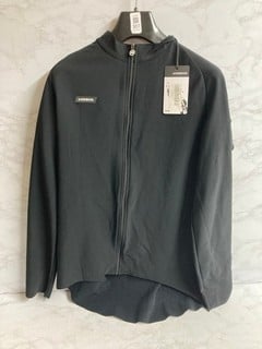 Lot 307  
            Nottingham SR5 - Delivery Only 

                
ASSOS ULTRAZ MILLE GT ULTRAZ WINTER JACKET EVO SIZE: XXL RRP: £125