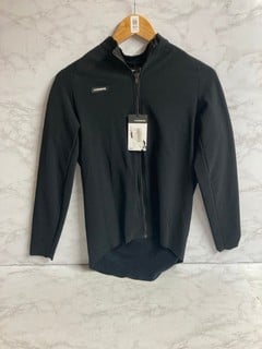 Lot 321  
            Nottingham SR5 - Delivery Only 

                
ASSOS GT LS MID LAYER-BLK SERIES SIZE: L RRP: £125