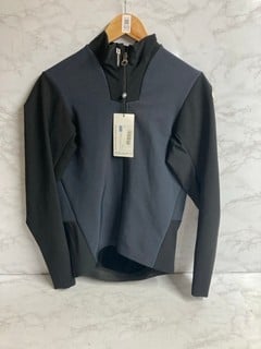 Lot 322  
            Nottingham SR5 - Delivery Only 

                
ASSOS MILLE GT HASHOOGI WINTER JACKET SIZE: M RRP: £265