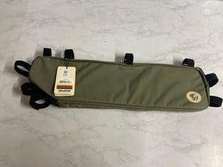 Lot 331  
            Nottingham SR5 - Delivery Only 
                
SPECIALIZED FJALLRAVEN FRAME GREEN SIZE: LARGE RRP: £90