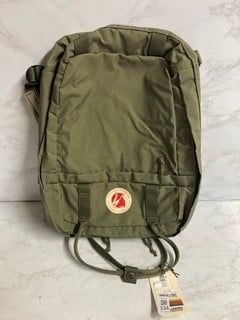 Lot 334  
            Nottingham SR5 - Delivery Only 
                
SPECIALIZED FJALLRAVEN CAVE PA GRN BAG