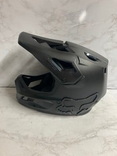 Lot 348  
            Nottingham SR5 - Delivery Only 
                
FOX RAMPAGE HELMET BLK/BLK SIZE: S