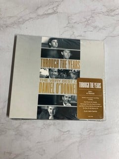 Lot 404  
            Nottingham SR5 - Delivery Only 
                
BOX OF THROUGH THE YEARS THE VERY BEST OF DANIEL O'DONNELL CDS (SEALED)