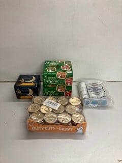 Lot 437  
            Nottingham SR5 - Delivery Only 
                
BOX OF VARIOUS PET FOOD PRODUCTS TO INCLUDE LILY'S KITCHEN ORGANIC SUPPERS DOG FOOD