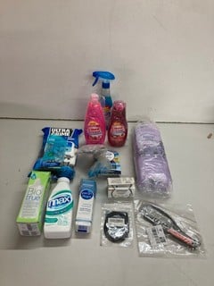 Lot 472  
            Nottingham SR5 - Delivery Only 
                
BOX OF VARIOUS ITEMS TO INCLUDE FINISH RINSE AND SHINE AID
